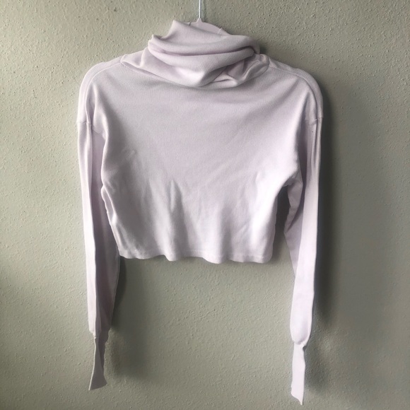 Brandy Melville Sweaters - Brandy Melville Pale Pink Cropped Turtleneck Top